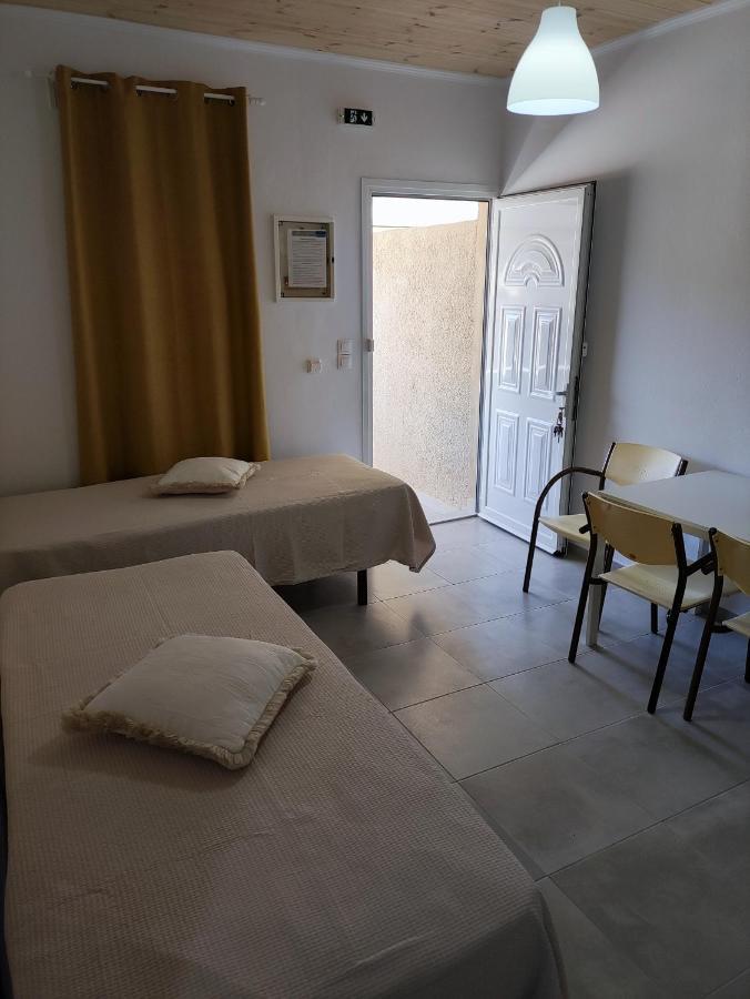 Kouverta Apartments Ermioni Eksteriør billede