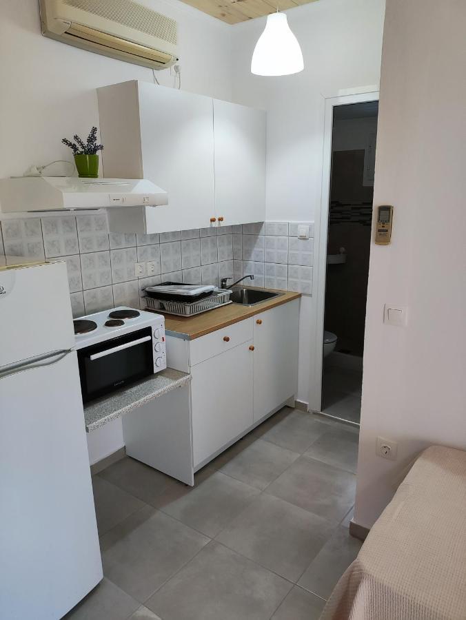 Kouverta Apartments Ermioni Eksteriør billede